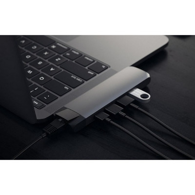 USB-хаб Satechi Aluminum Type-C Pro Hub with Ethernet для MacBook Air (2018-2020), MacBook Pro (2018-2020) серый космос (ST-TCPHEM)