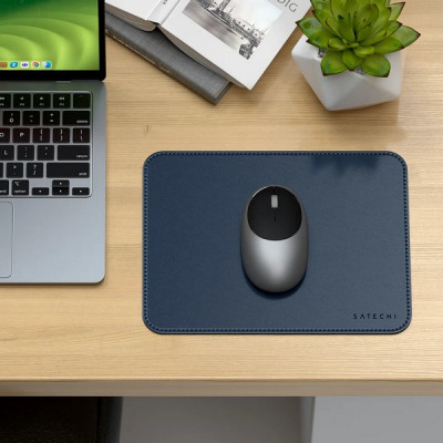 Коврик для мыши Satechi Vegan-Leather Premium Desk Mat (ST-LMPB) синий