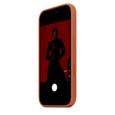 Чехол Apple Silicone Case для iPhone 17 Pro с MagSafe (MGFJ4) Terra Cotta
