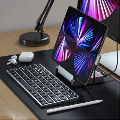 Док-станция Satechi Aluminum Stand Hub для iPad Pro (ST-TCSHIPM) Space Gray