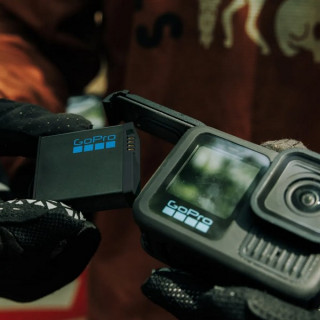 Зарядное устройство GoPro Dual Battery Charger + 2 аккумулятора Enduro для HERO13 (AEDBD-201-EU)