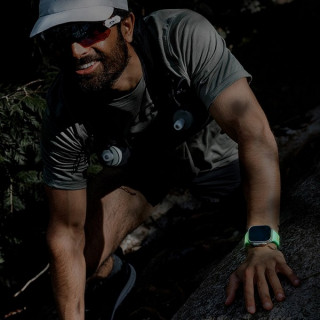 Ремешок Uniq Stride SE FKM Rubber для Apple Watch 42/41/40 мм Lume (42MM-STRSELUME)