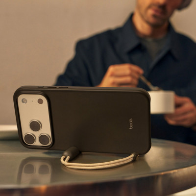 Чехол Beats Kickstand Case для iPhone 17 Pro Max с MagSafe и Camera Control (MGY94PA/A) Granite Gray