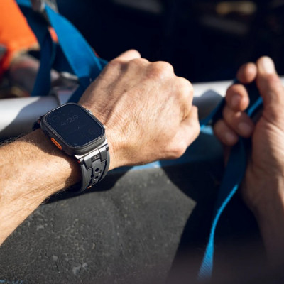 Ремешок каучуковый UAG Monarch для Apple Watch 49/46/45/44 мм (194158114037) Black/Black Titanium