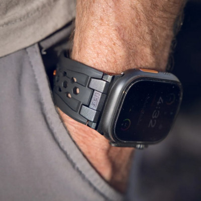 Ремешок каучуковый UAG Monarch для Apple Watch 49/46/45/44 мм (194158114037) Black/Black Titanium