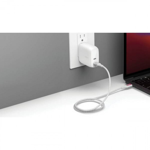 Кабель Belkin Boost Charge Braided USB-C - USB-C 1 м 240W (CAB015BT1MWH) белый