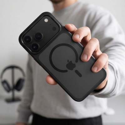 Чехол Tech-Protect Magstand CC MagFit для iPhone 18 Pro Max / 17 Pro Max (Matte Black)