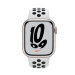 Apple Watch Series 7, 41 мм, корпус из алюминия цвета «сияющая звезда», спортивный ремешок Nike цвета «чистая платина/чёрный»