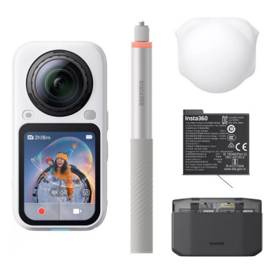 Экшн-камера Insta360 X6 Essentials Bundle (Arctic White)
