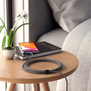 Кабель Satechi Type-C - Lightning 1.8 м (ST-TCL18M) серый космос
