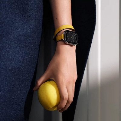 Apple Watch Series 11 Hermes 42 mm Attelage Double Tour Sun
