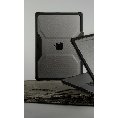 Чехол UAG Plyo для MacBook Air 13" M2/M3 2022-2024 (134007114340) Ice