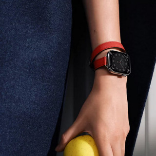 Apple Watch Series 11 Hermes 42 mm Attelage Double Tour Rouge Radieux