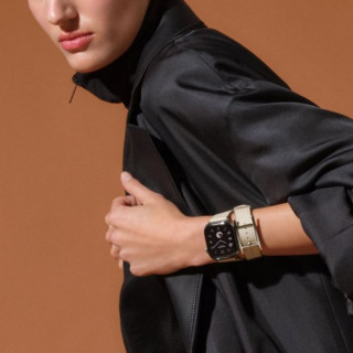 Apple Watch Series 11 Hermes 42 mm Hapi Double Tour Craie