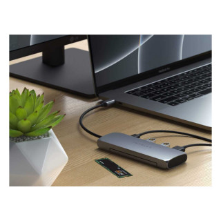 Адаптер Satechi USB-C Hybrid Multiport Adapter with SSD Enclosure ST-UCHSEM (серый космос)