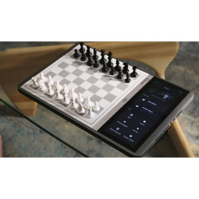 Шахматы Chessnut Evo
