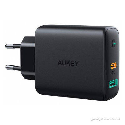 Сетевое зарядное устройство Aukey Dual-Port 30W PD Wall Charger with Dynamic Detect (Black)